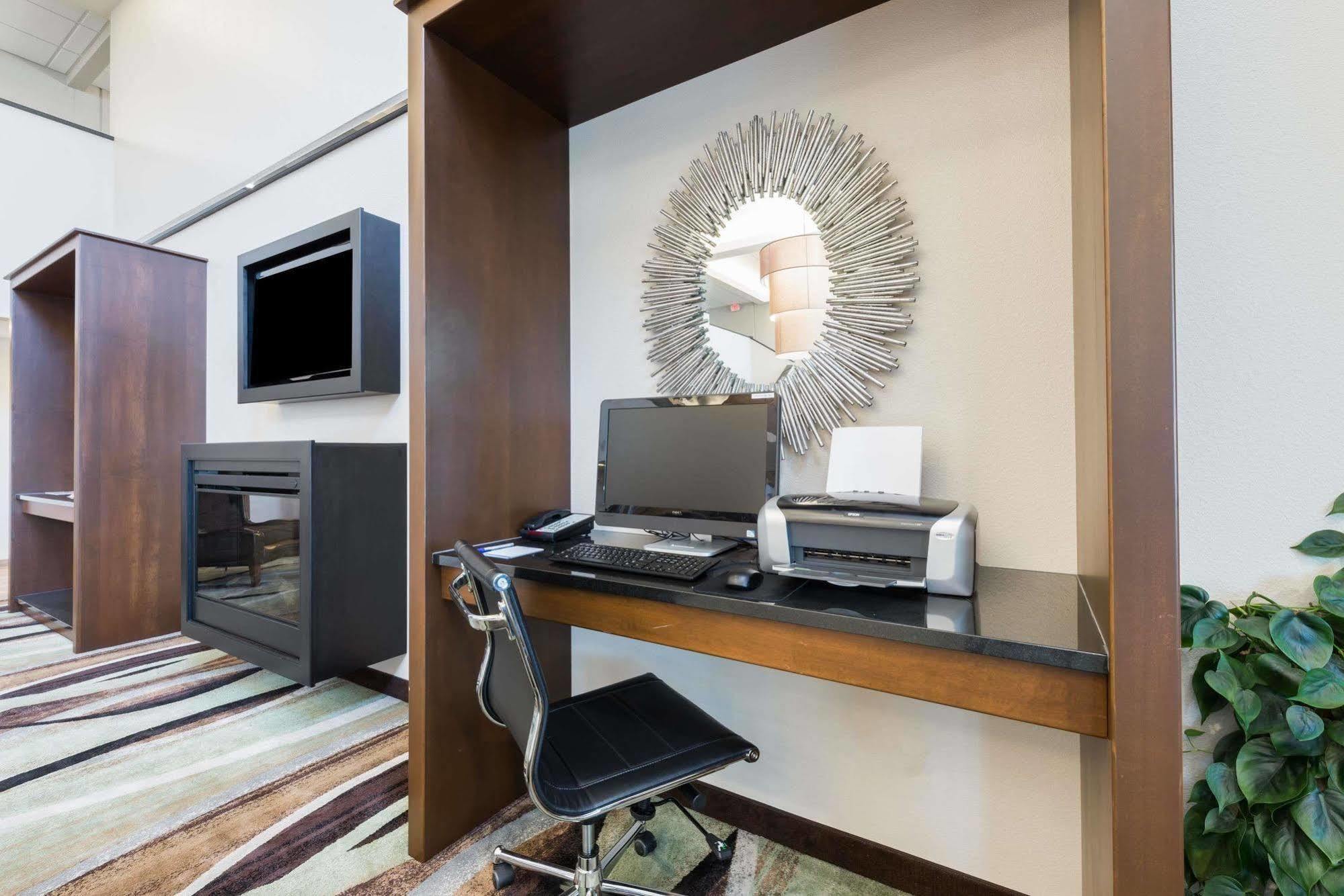 Baymont By Wyndham Bellevue Hotel Ngoại thất bức ảnh