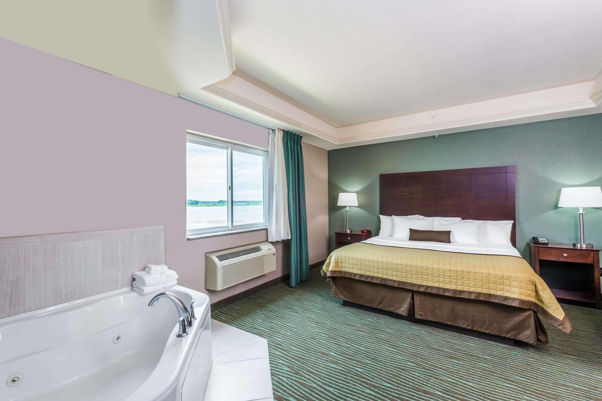 Baymont By Wyndham Bellevue Hotel Ngoại thất bức ảnh